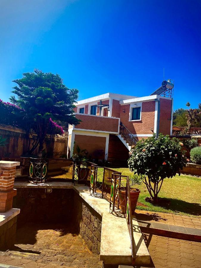 Appartements d'Hôtes Marciloui Antsirabe Exterior foto